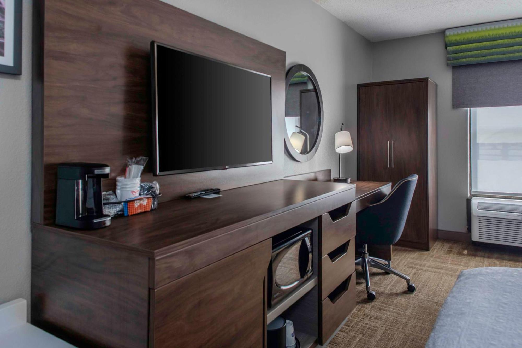 Hampton Inn Detroit Northville Eksteriør billede